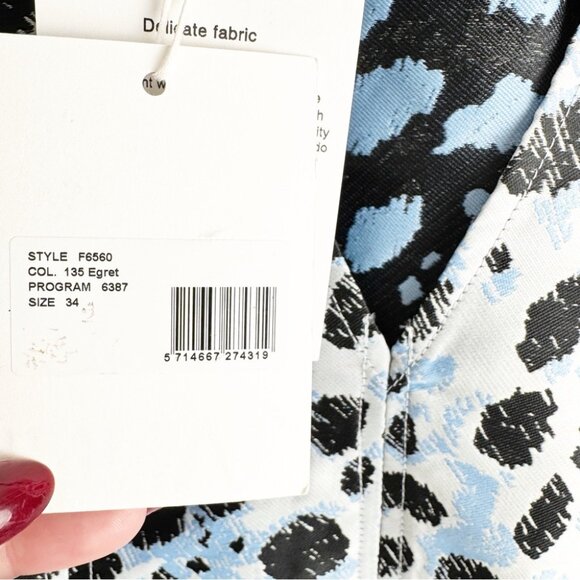 NWT Ganni Crispy Jacquard V-Neck Blouse - Picture 8 of 8